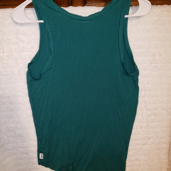 Pink Tank - Picture 3 of 3